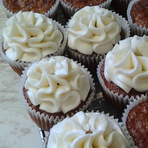 mini carrot cupcakes with cream cheese icing